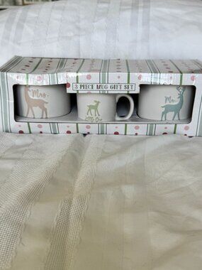 NWT Holly & Joy Deer Family 3-Piece Mug Gift Set - Mr., Mrs. & Little One 🦌✨